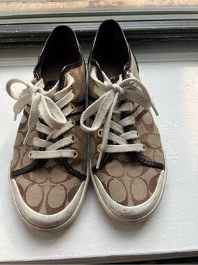 Vintage Coach Women's Brown Signature Canvas Lace-Up Sneakers
